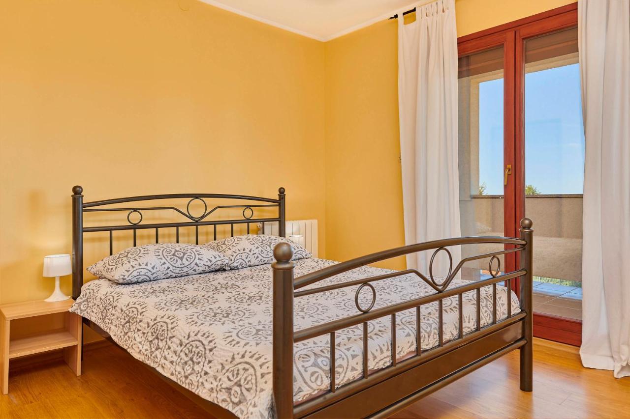 Holiday House Emma Burići Εξωτερικό φωτογραφία
