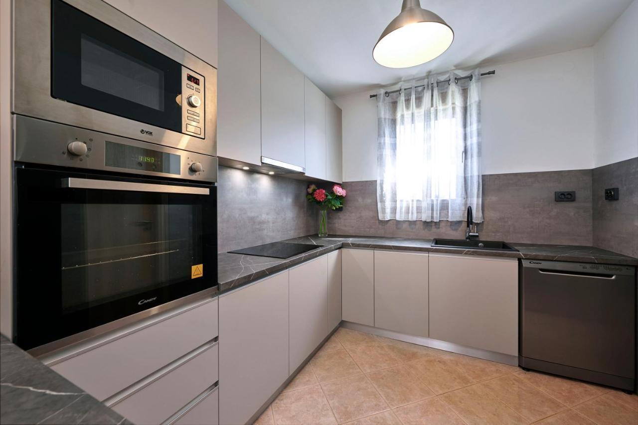 Holiday House Emma Burići Εξωτερικό φωτογραφία