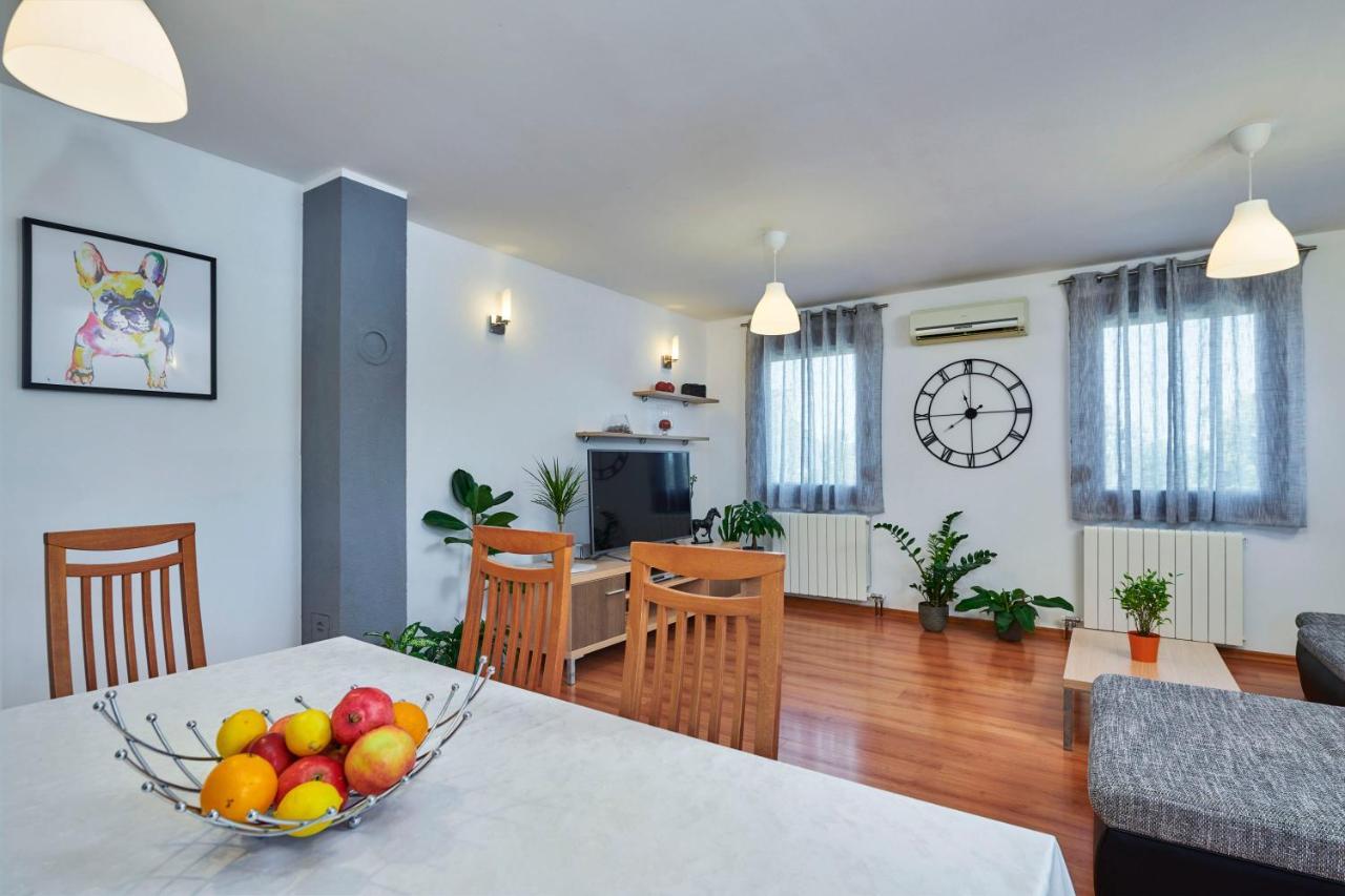 Holiday House Emma Burići Εξωτερικό φωτογραφία